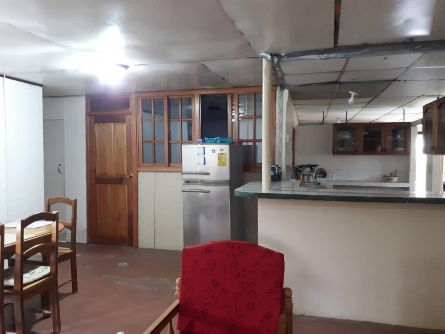 Gia'S Garage & Home For Bocas Travelers Almirante Εξωτερικό φωτογραφία