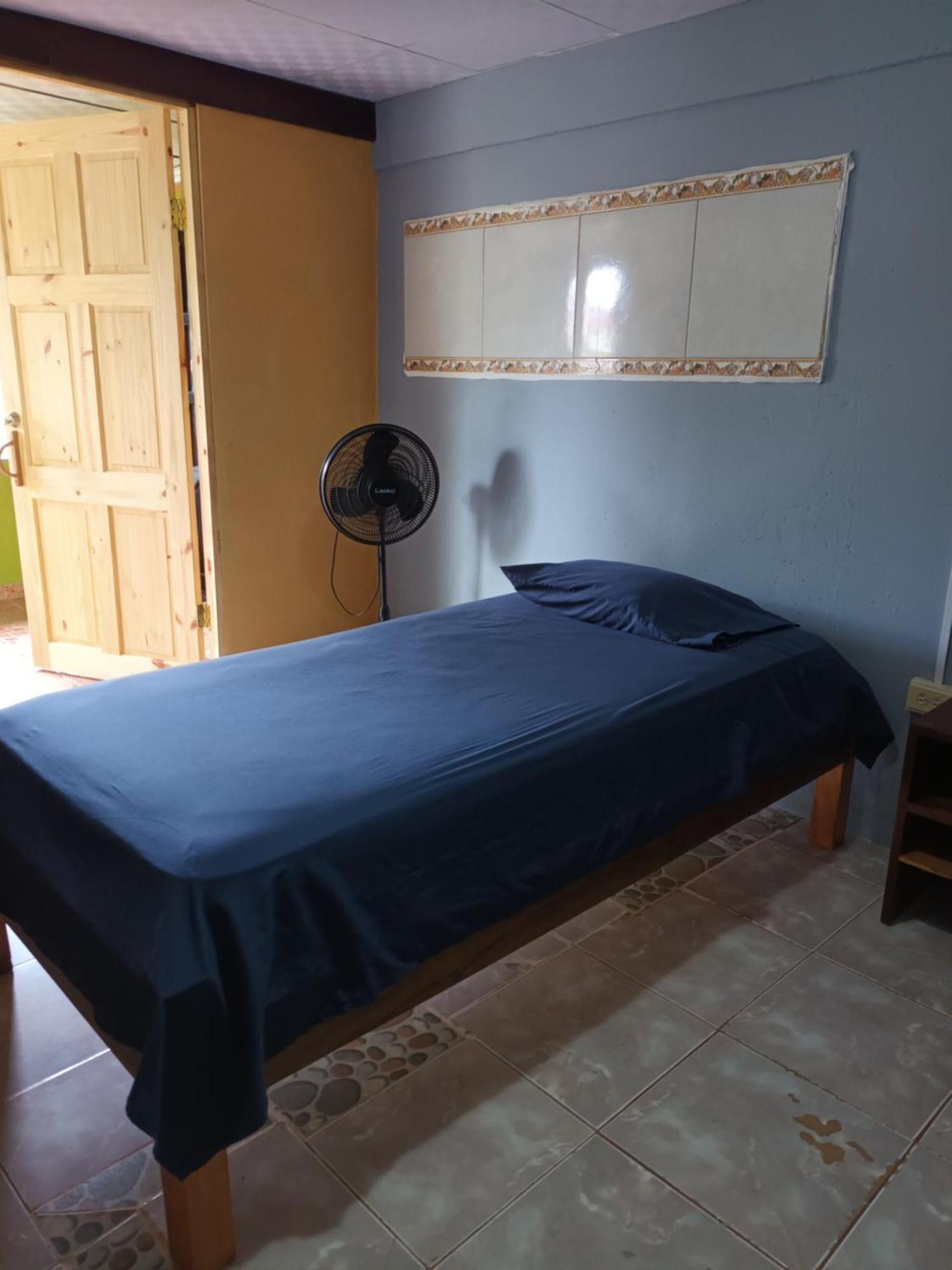 Gia'S Garage & Home For Bocas Travelers Almirante Εξωτερικό φωτογραφία